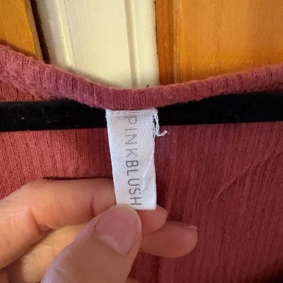 Sleeveless Ribbed Maternity Dress - Picture 2 of 3